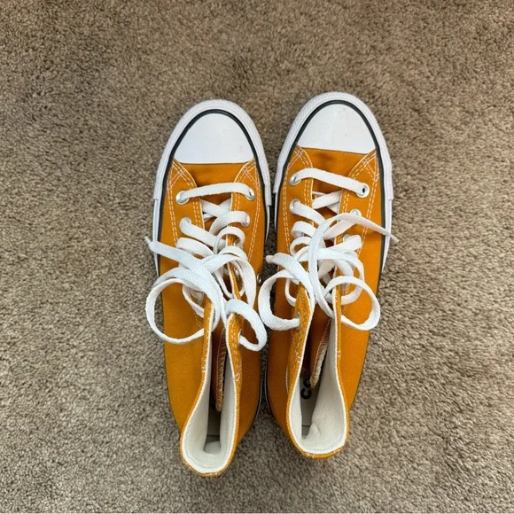 Converse High-Top Sneakers - Mustard Yellow Ws 6.5 - Picture 2 of 4